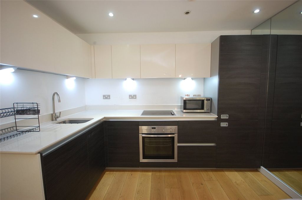 Property photo 2 of 9 Picture No. 40