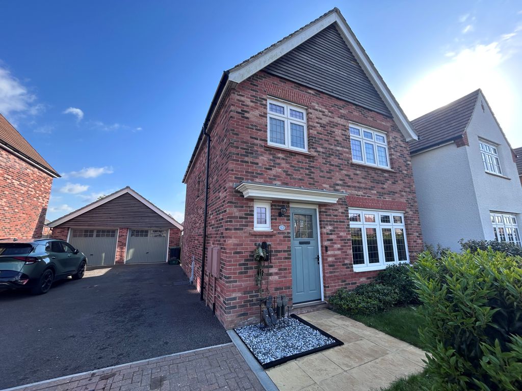 Property photo 1 of 12 Front