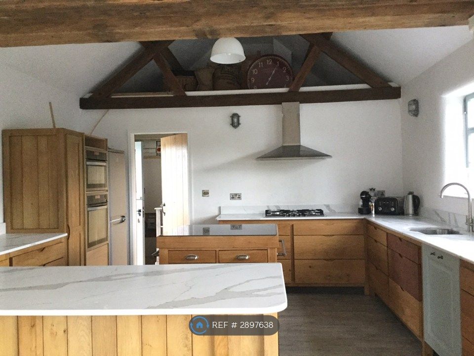 Property photo 2 of 28 Dairy Kitchen