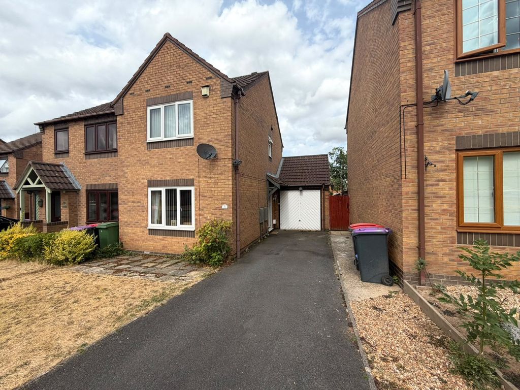 Property photo 1 of 8 Picture No. 32