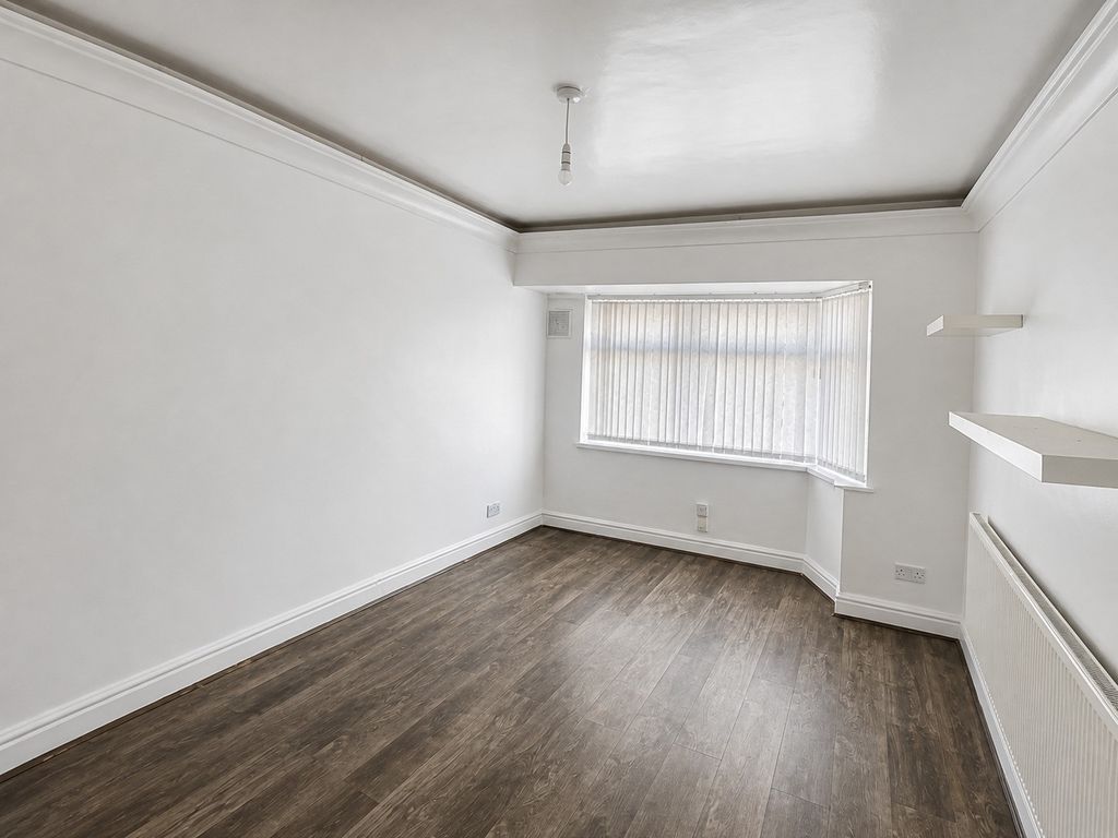 Property photo 2 of 12 01-Living-Room