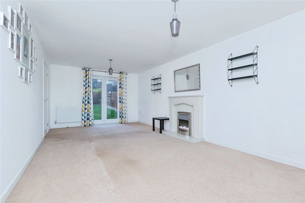 Property photo 3 of 21 Picture No. 43