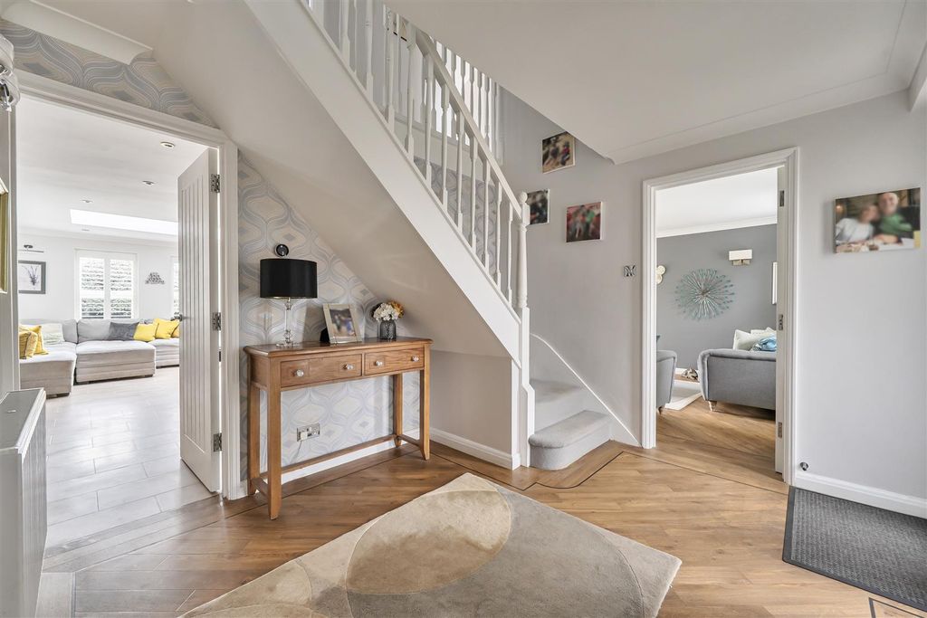 Property photo 2 of 30 1432074-14-69c25Ec91F704.Jpg