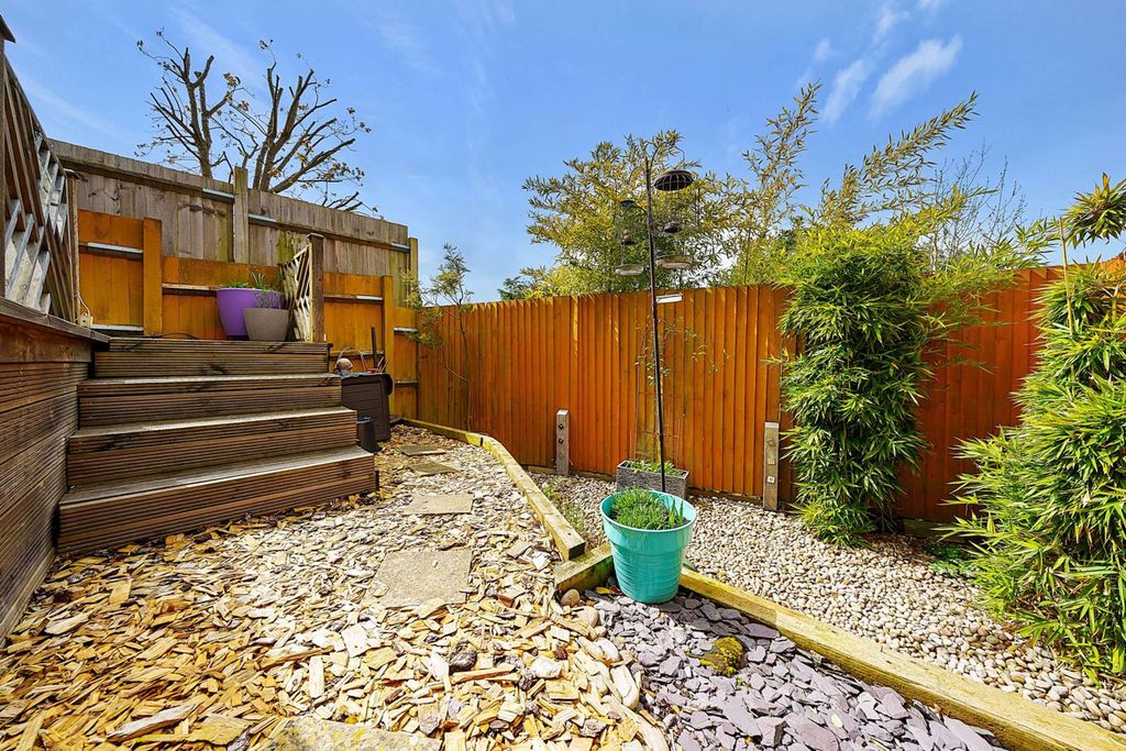 Property photo 3 of 22