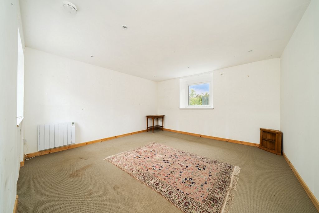 Property photo 2 of 11 Photo 1