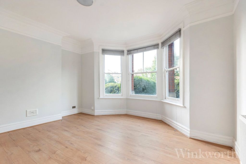 Property photo 2 of 10 Picture No. 08