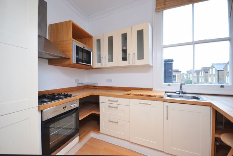 Property photo 3 of 5 Kitchen