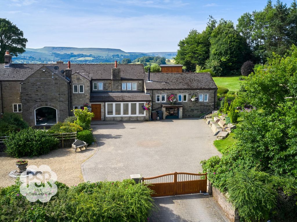 Property photo 1 of 67