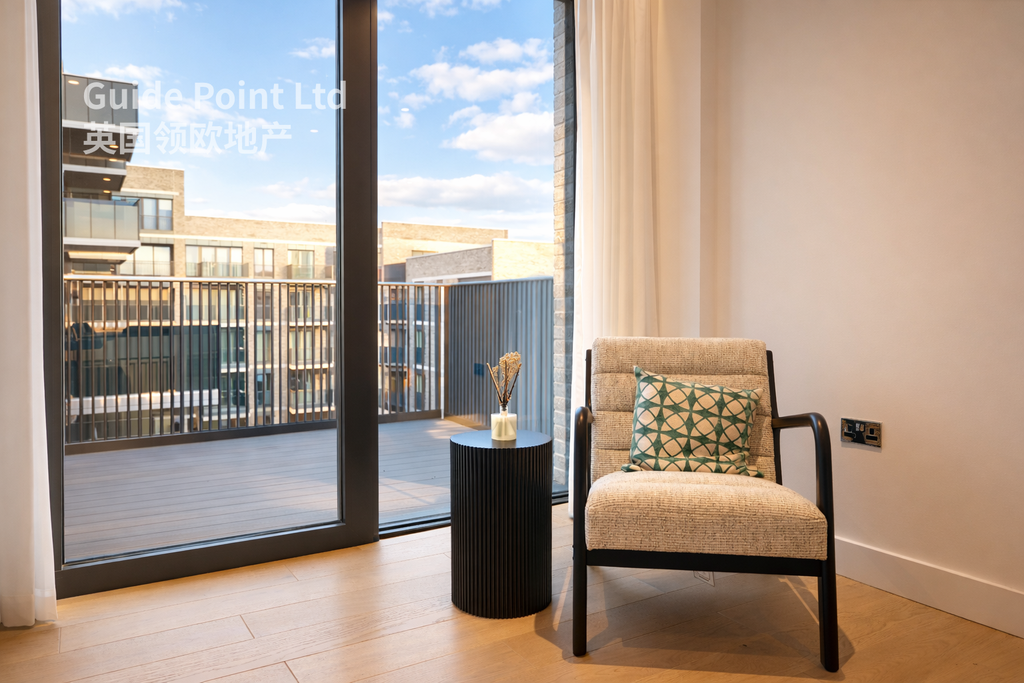 Property photo 2 of 12