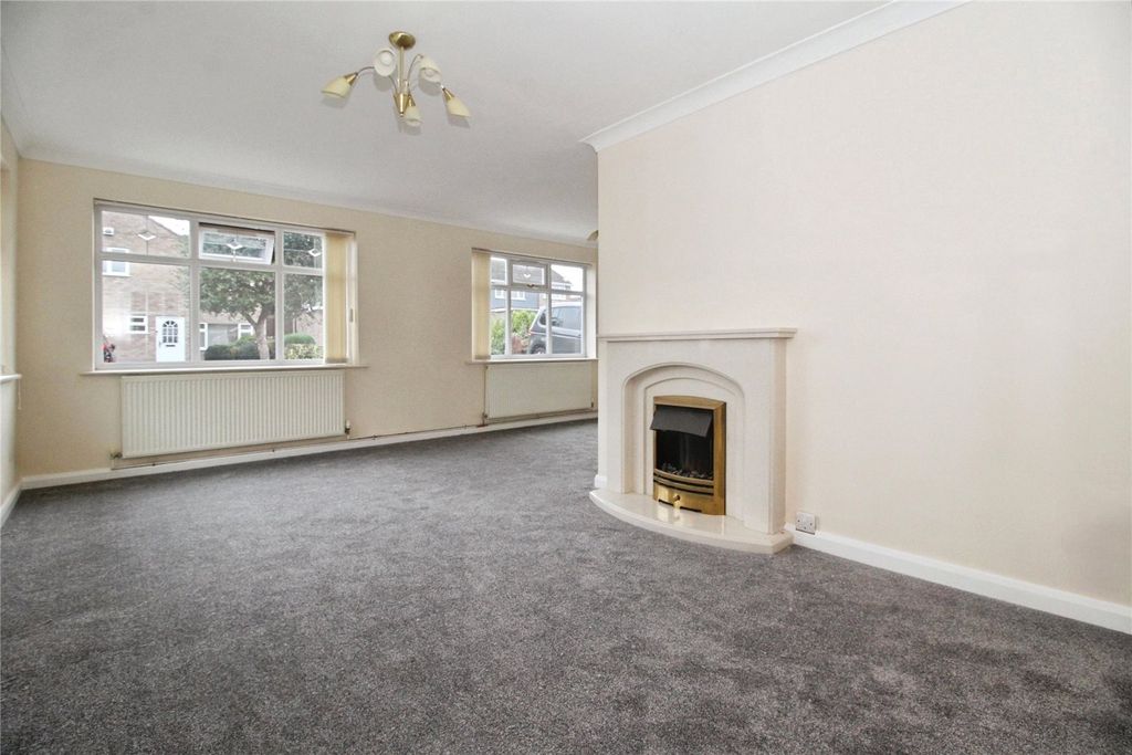 Property photo 3 of 8 Lounge/Diner