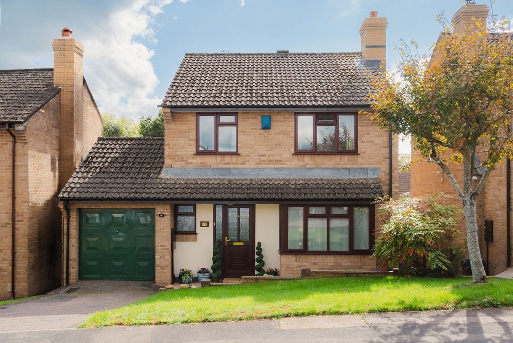 Property photo 1 of 18