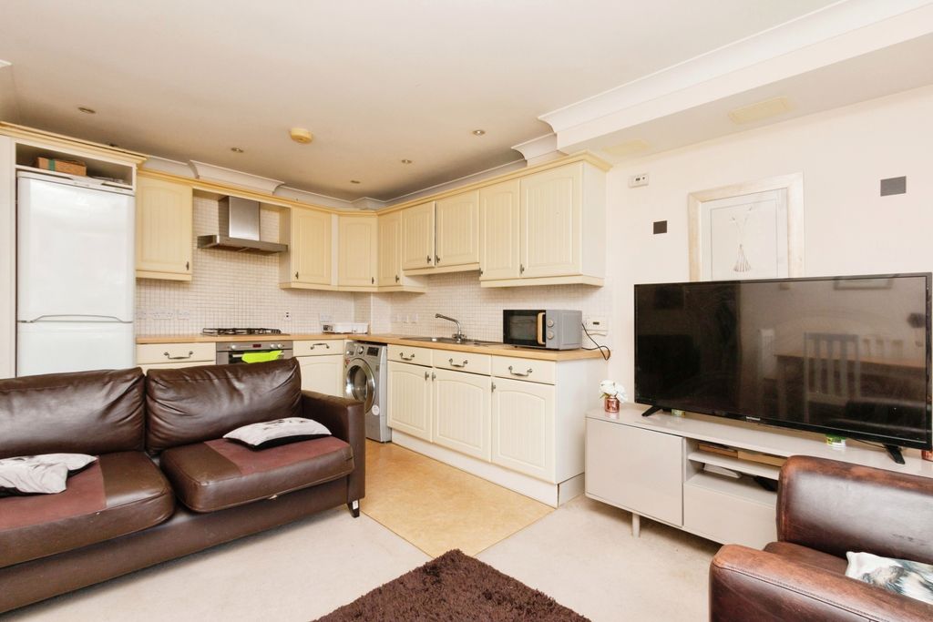Property photo 2 of 17 Photography