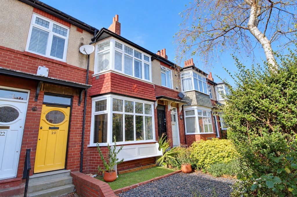 Property photo 2 of 18 6099722