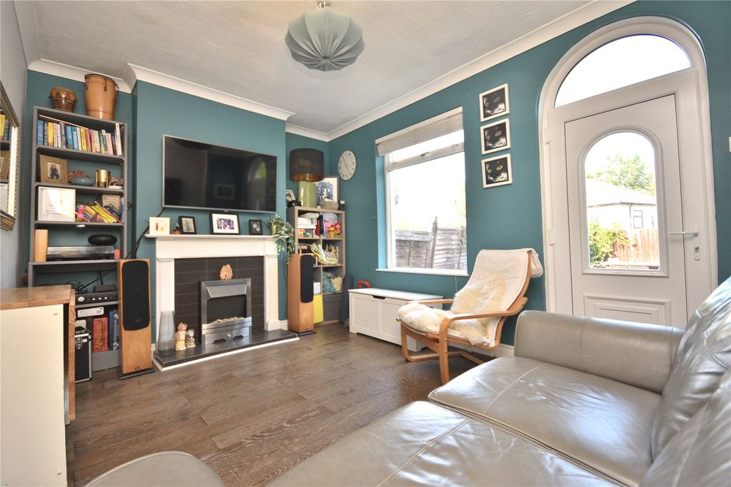 Property photo 2 of 13 Picture No. 01