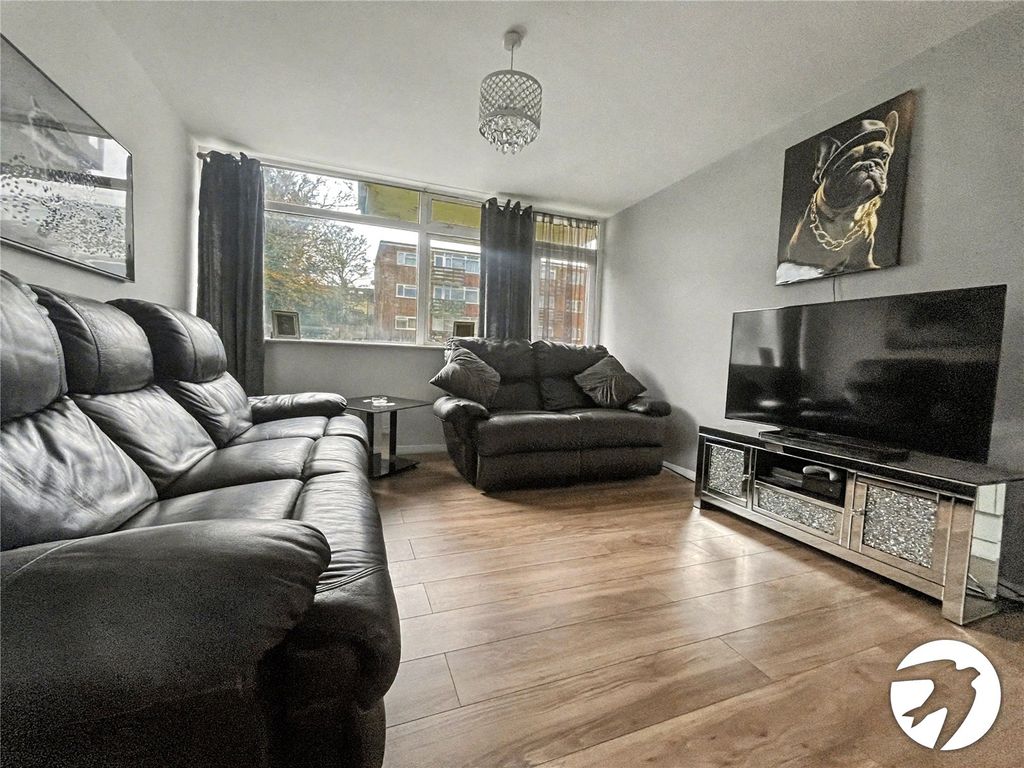 Property photo 2 of 9 Picture No. 07