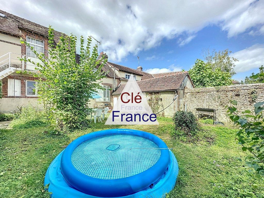 Property photo 2 of 18
