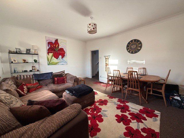 Property photo 3 of 12 Picture No. 14