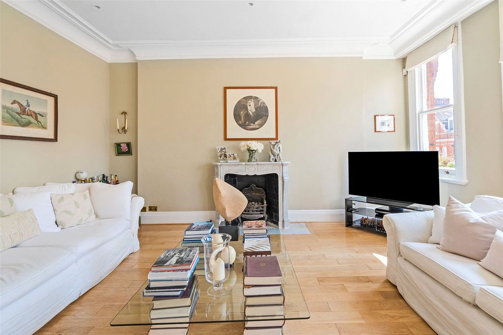 Property photo 3 of 11 Reception Room