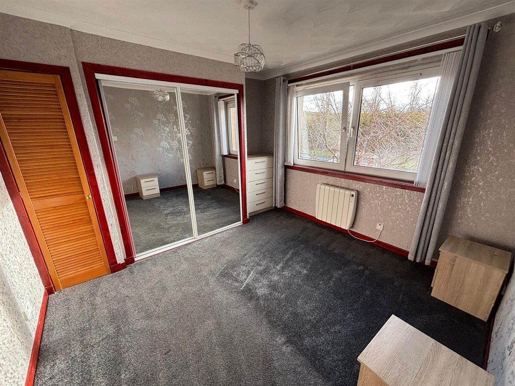 Property photo 3 of 5 5m.Jpg