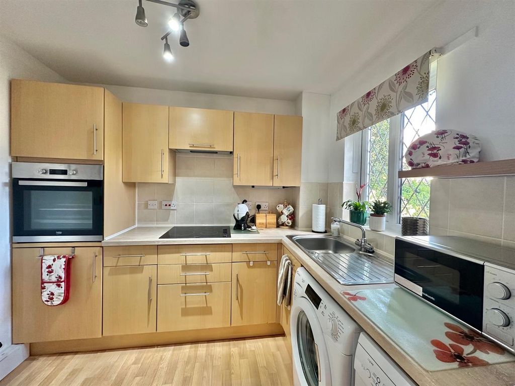 Property photo 3 of 22 12.Jpg