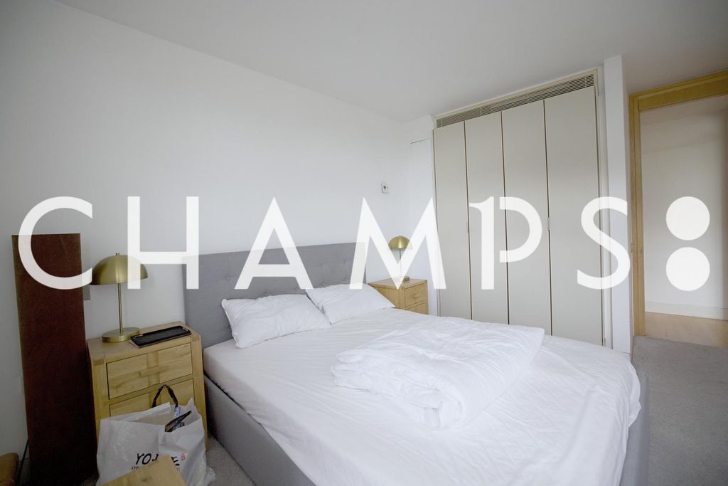Property photo 1 of 9 3 Bed Flat To Rent Parliament View Apartments, London Se1