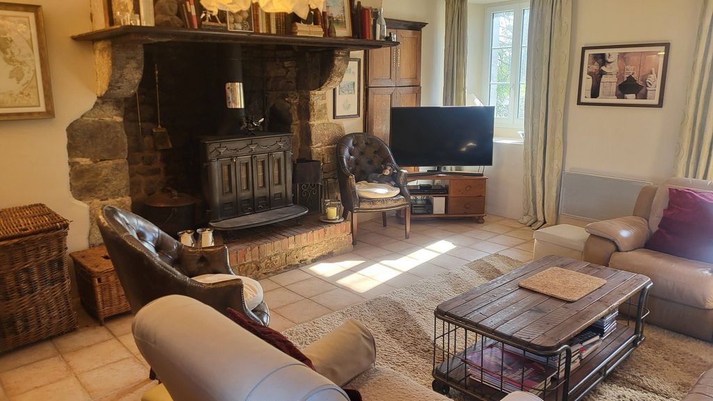 Property photo 3 of 40