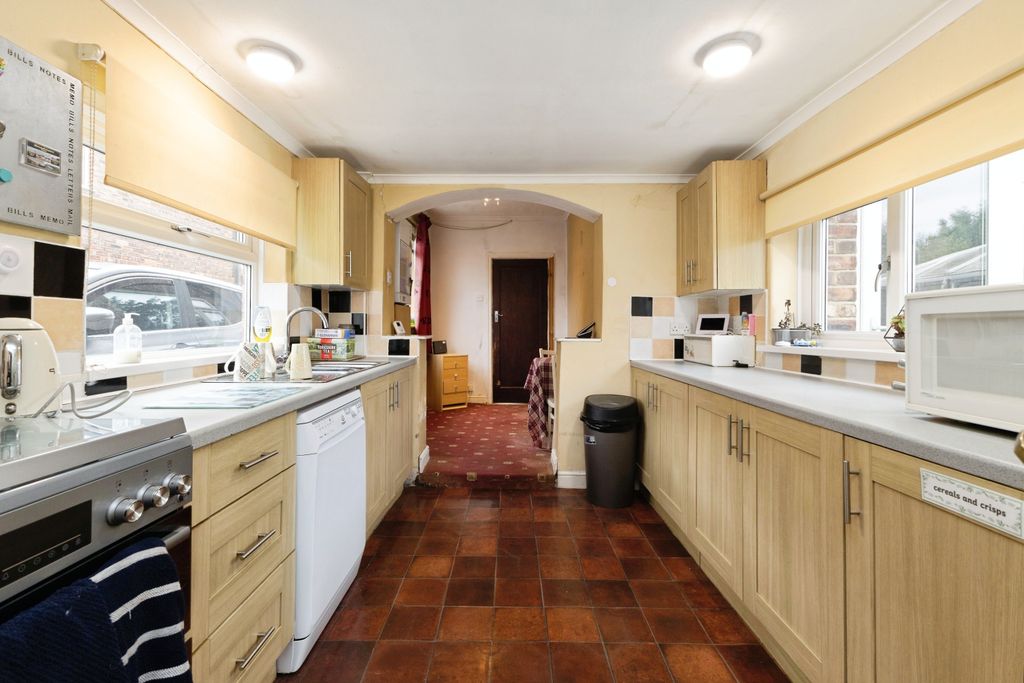 Property photo 2 of 15