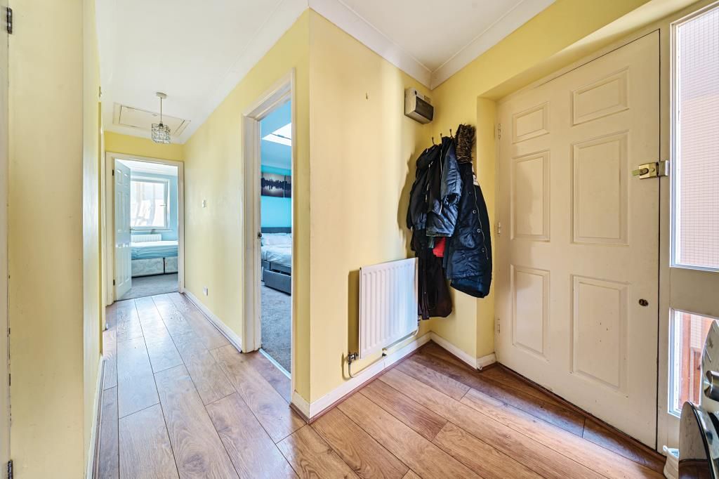 Property photo 3 of 12 Entrance Hall