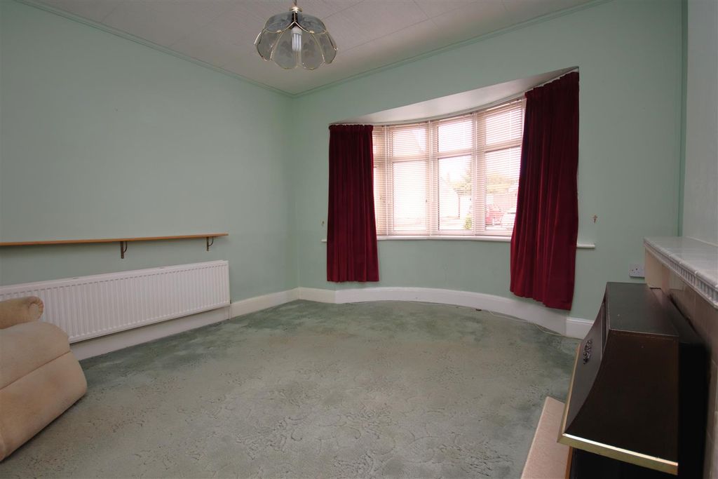 Property photo 3 of 18 Img_1049.Jpg