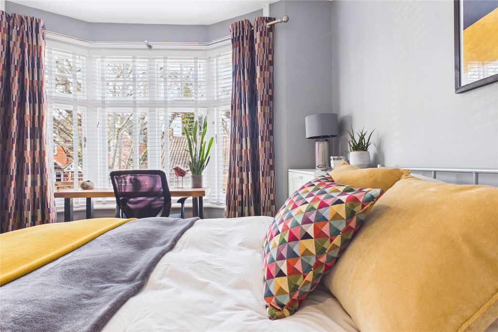 Additional image 9 of 3 bed maisonette for saleLaburnham Road, Maidenhead, Berkshire SL6