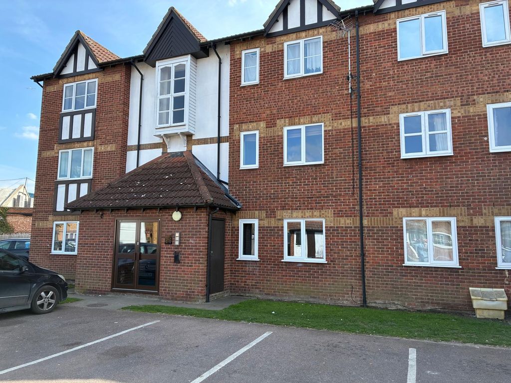 Property photo 1 of 7