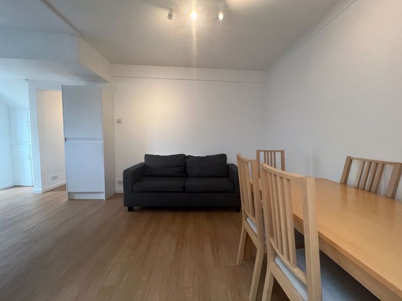 Property photo 3 of 11 Photo 18