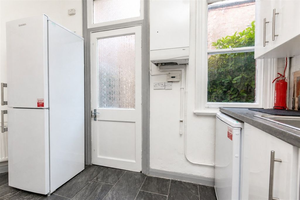 Property photo 3 of 14 Img_5205.Jpg