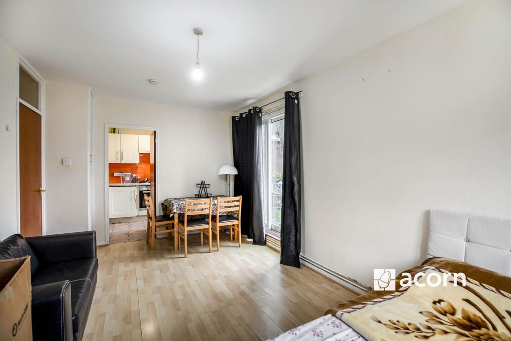 Property photo 2 of 11 0T7A4536-Hdr