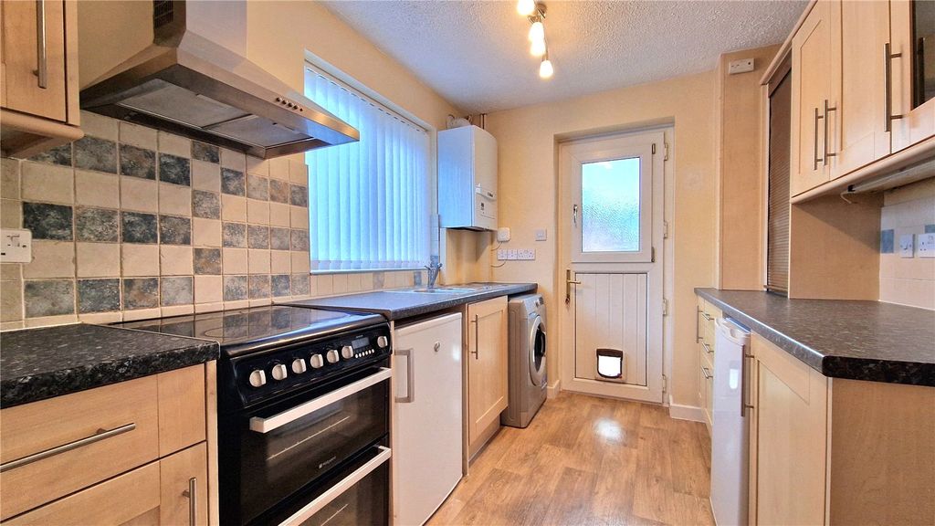 Property photo 3 of 12 Picture No. 04