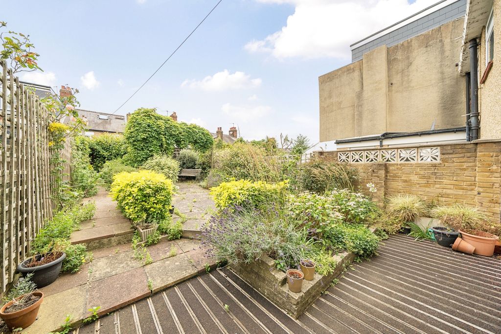 Property photo 1 of 11 1162500 (9)