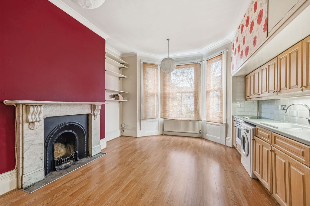 Property photo 3 of 10 Picture No. 29