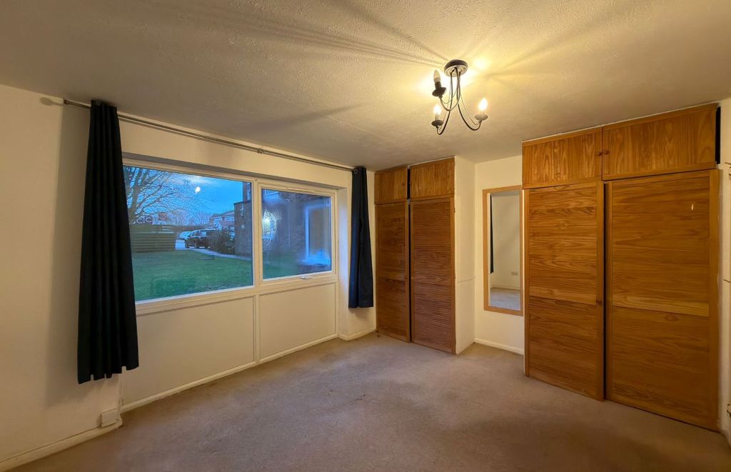 Property photo 2 of 7