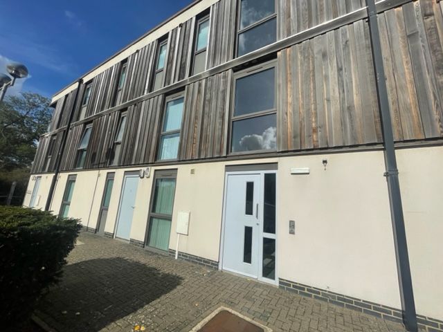 Property photo 1 of 15 Front