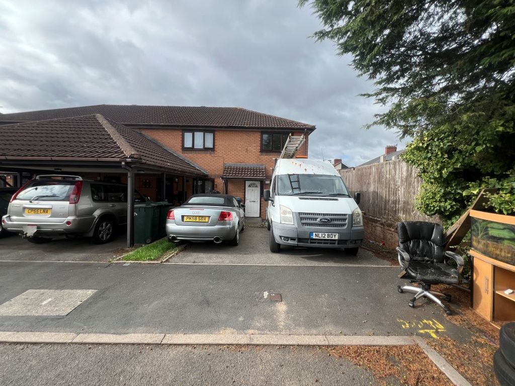 Property photo 1 of 14