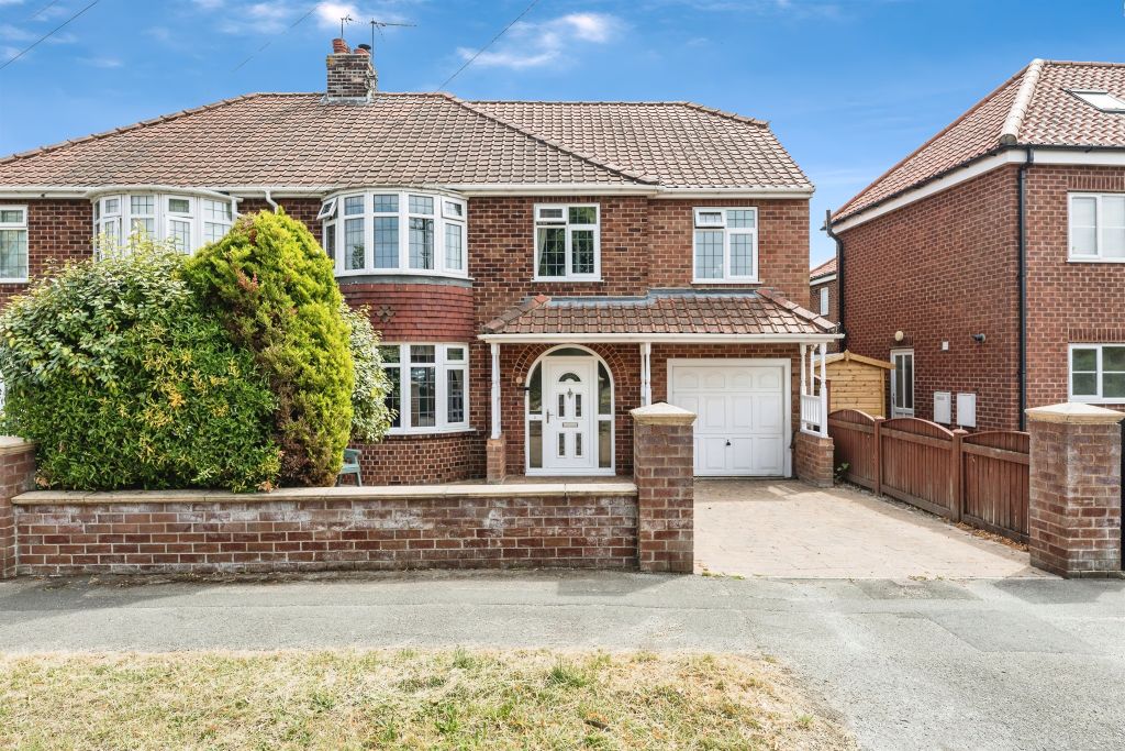 Property photo 1 of 17