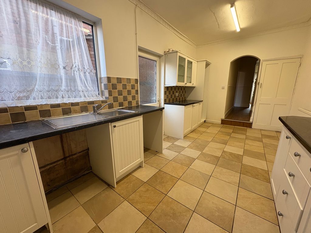 Property photo 3 of 23 Image