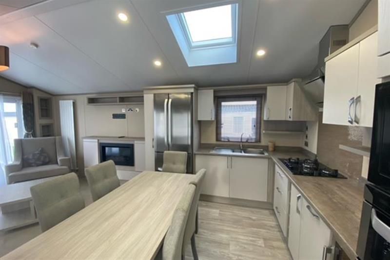 Property photo 1 of 5 Regal Artisan