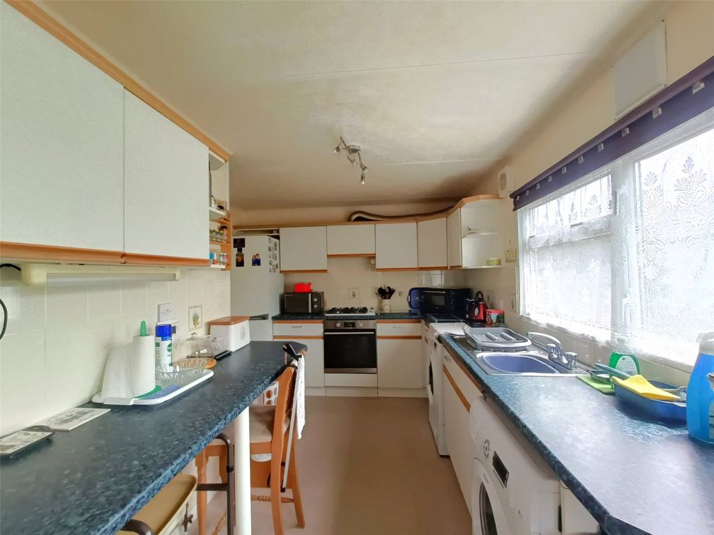Property photo 3 of 9 Picture No. 04