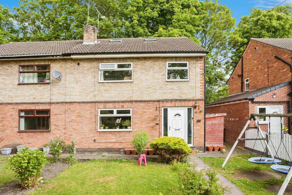 Property photo 1 of 17
