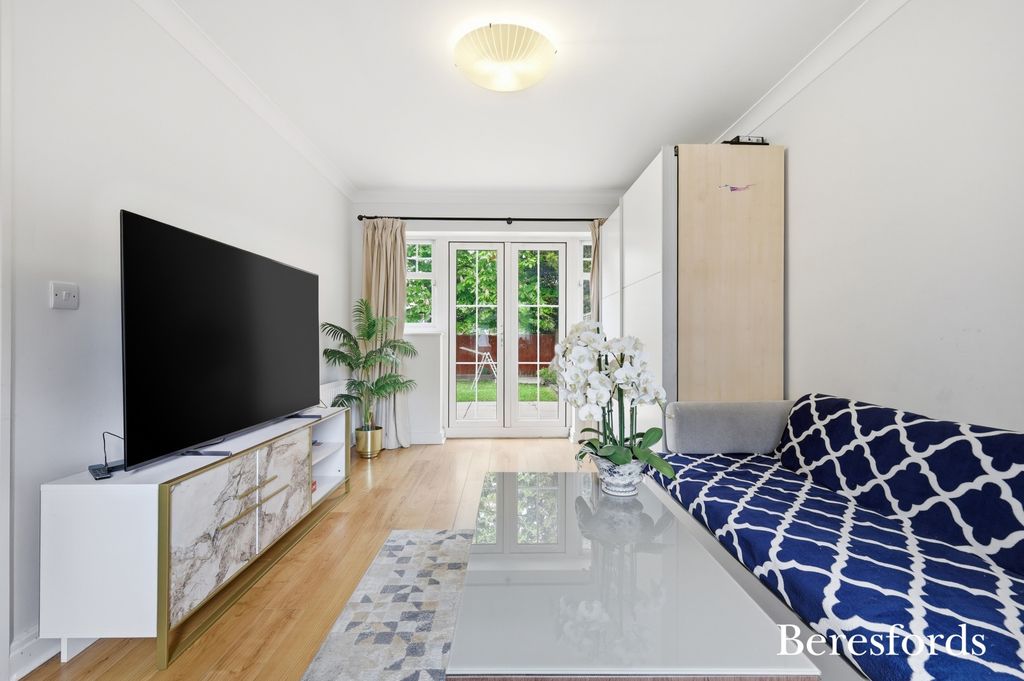 Property photo 3 of 15 Picture No. 20