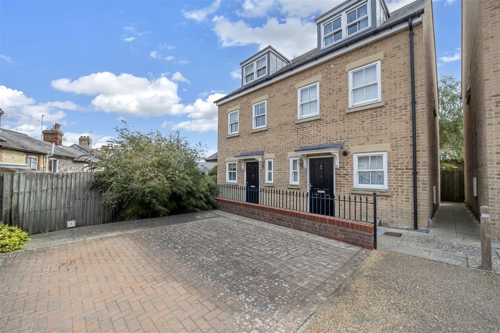 Property photo 1 of 20 Dcp_1483-2.Jpg