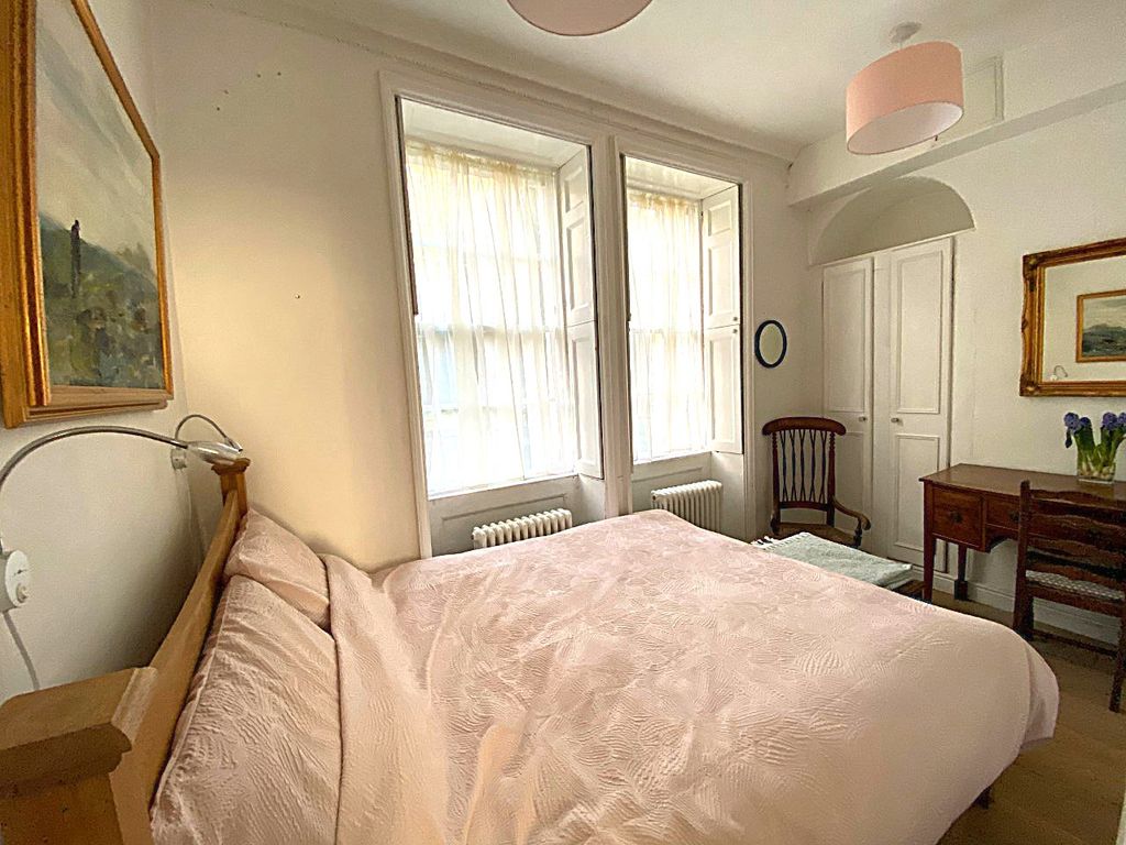 Property photo 3 of 15 Bedroom