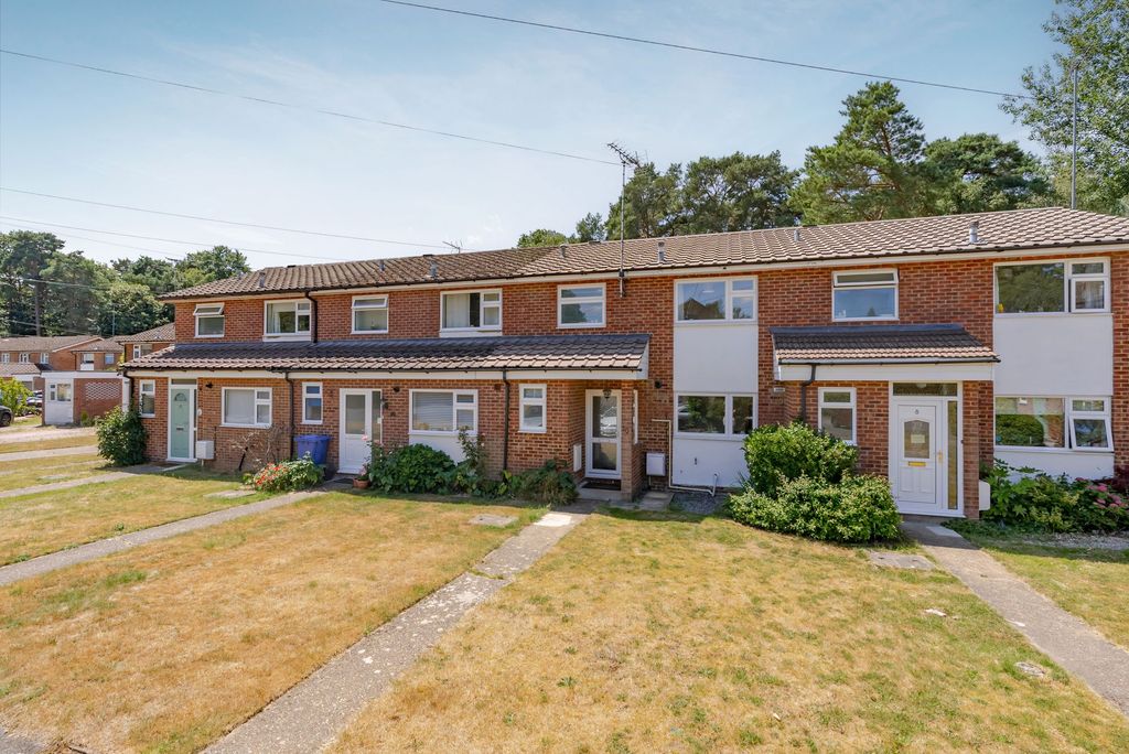 Property photo 1 of 9