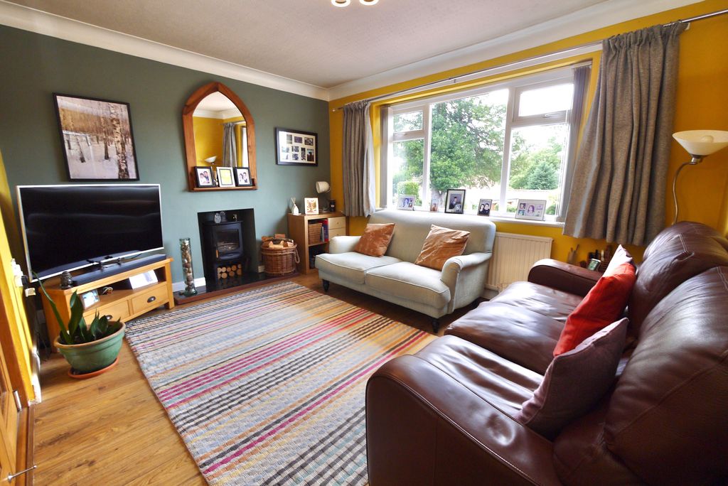 Property photo 2 of 34 2